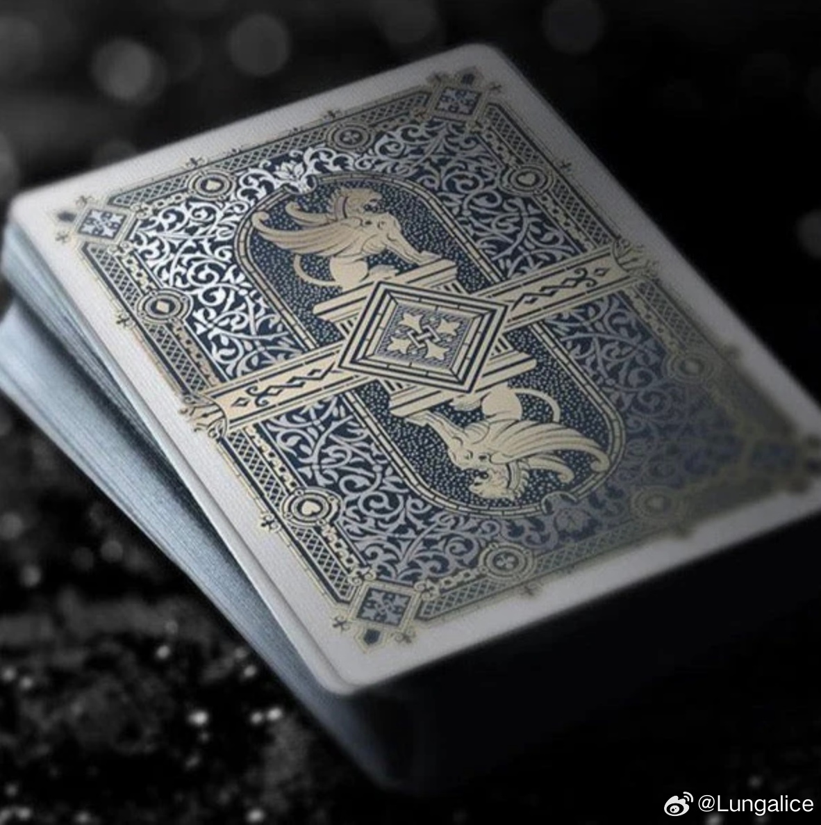 玩家必备教程！鹰王扑克牌背面认牌技巧,推荐1个购买渠道