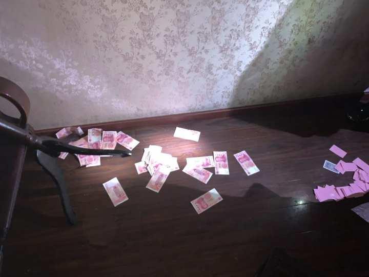 详细说明“一下普通扑克牌牛牛控制输赢—详细解说+新浪科技
