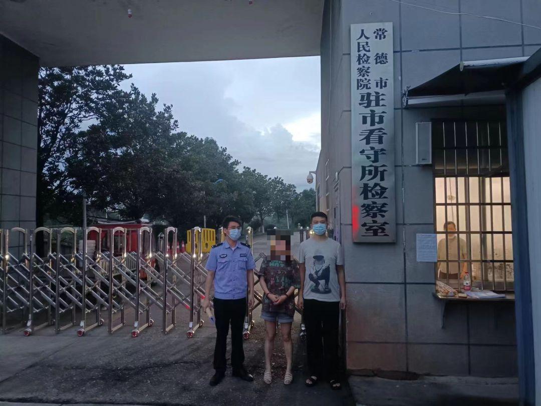 我来教教大家“别人家麻将机最好作弊器效果怎么样_《爱问知识人 使用说明》