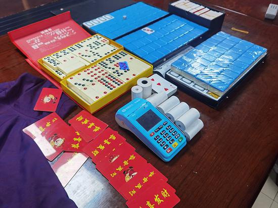 玩家必备教程四口麻将机作弊器哪里有卖《详细教程 新浪科技》