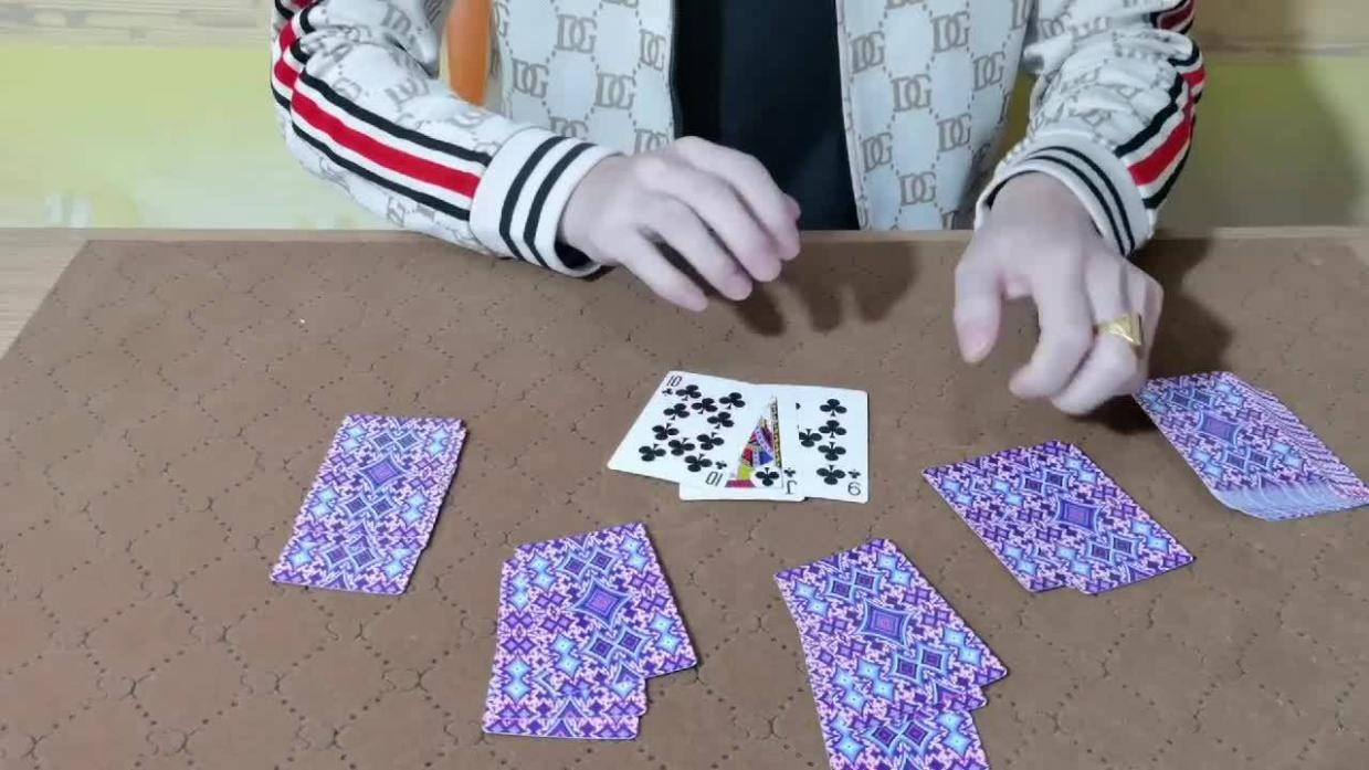 实测分享“普通扑克牌金花最简单作弊方法视频《新浪科技 讲解窍门》