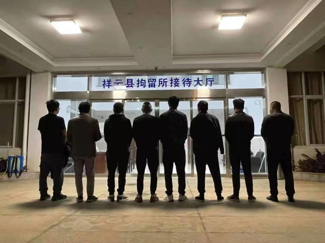 新教你‘‘扑克牌玩三公怎么发牌能稳赢—详细解说+新浪科技