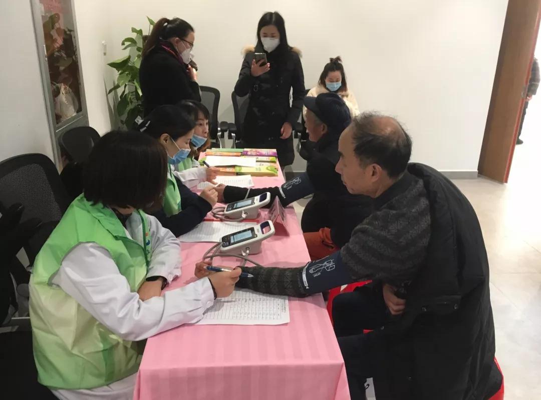 「热点资讯」猜宝x光看仪—详细解说+新浪科技