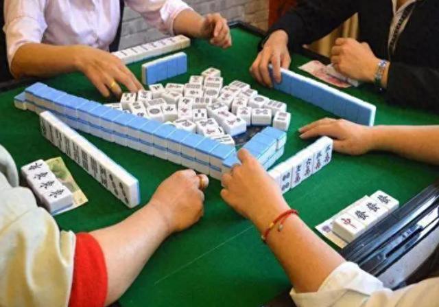 玩家必备教程打麻将怎么能赢《新浪科技 讲解窍门》