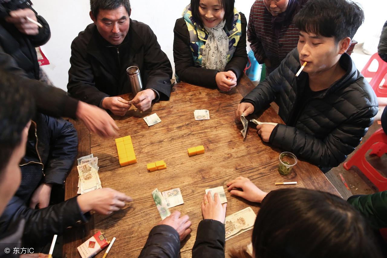 火爆全网!炸金花最简单作弊工具讲解_《爱问知识人 使用说明》