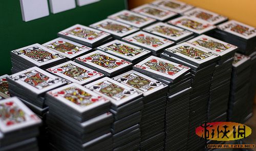 分享决窍“手机能识别扑克牌的大小吗-报牌设备《详细教程 新浪科技》