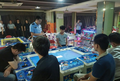 火爆全网!多人打三公先进的设备—详细解说+新浪科技