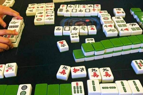 新教你‘‘打麻将有哪些方法出 千一《我来教教你怎么赢 》
