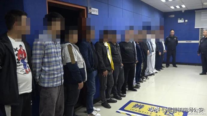 「热点资讯」普通扑克牌打三公仪器多少钱一台_《爱问知识人 使用说明》