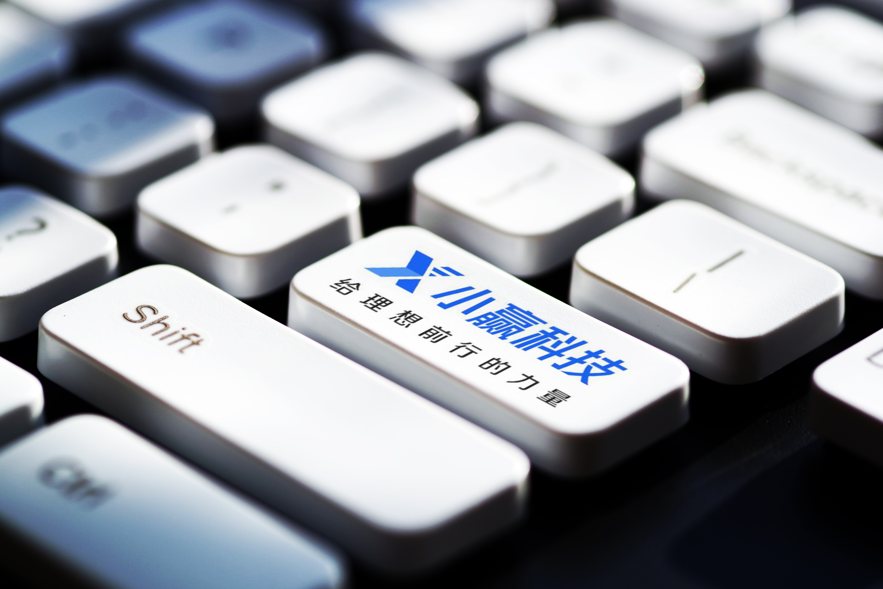 火爆全网!32张小牌九斗牛包赢洗牌技巧《详细教程 新浪科技》