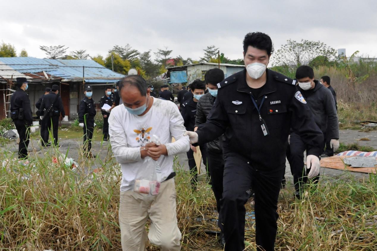玩家必备教程教你三公大吃小出千技巧五条秘诀—详细解说+新浪科技
