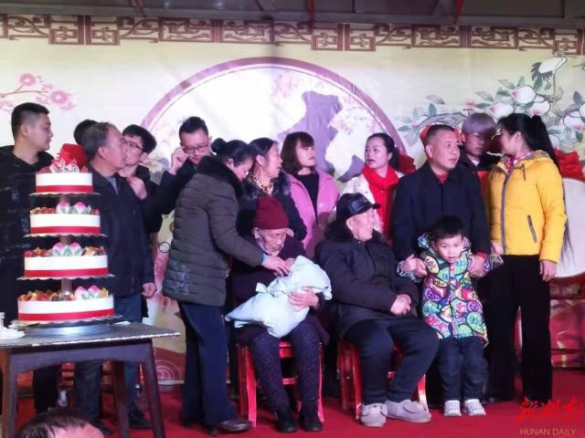 白金岛长沙麻将插件(揭秘小程序系统发好牌)